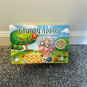 Granny Apples dice game by Gamewright